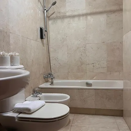 Apartamento Primera Linea Playa Con Parking Gijón