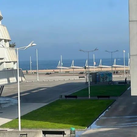 Primera Linea Playa Con Parking Apartamento Gijón