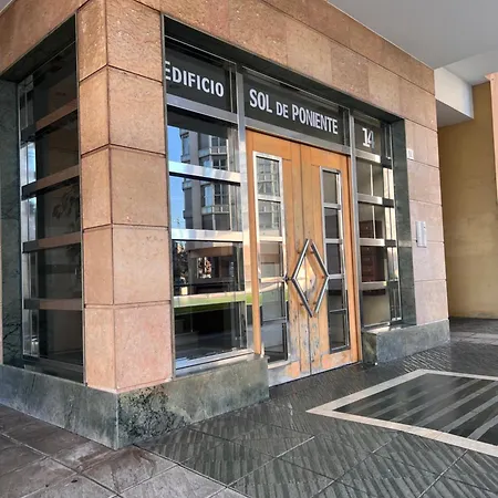 Primera Linea Playa Con Parking Apartmán